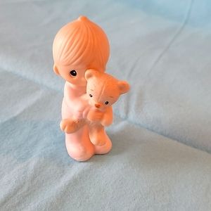 Vintage Precious Moments "Jesus Loves Me" E-9278